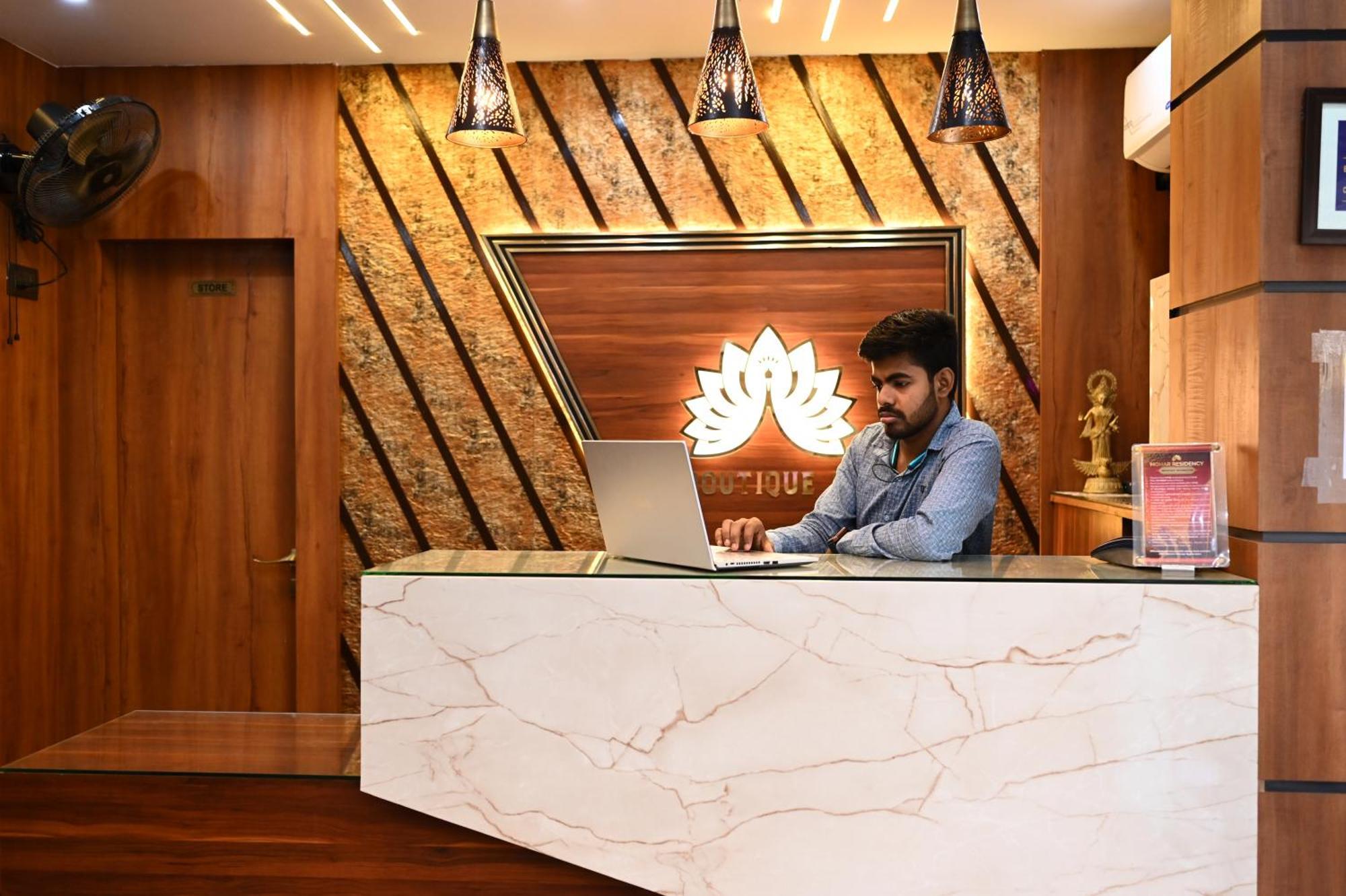 Mohar Residency Hotell Calcutta Exteriör bild