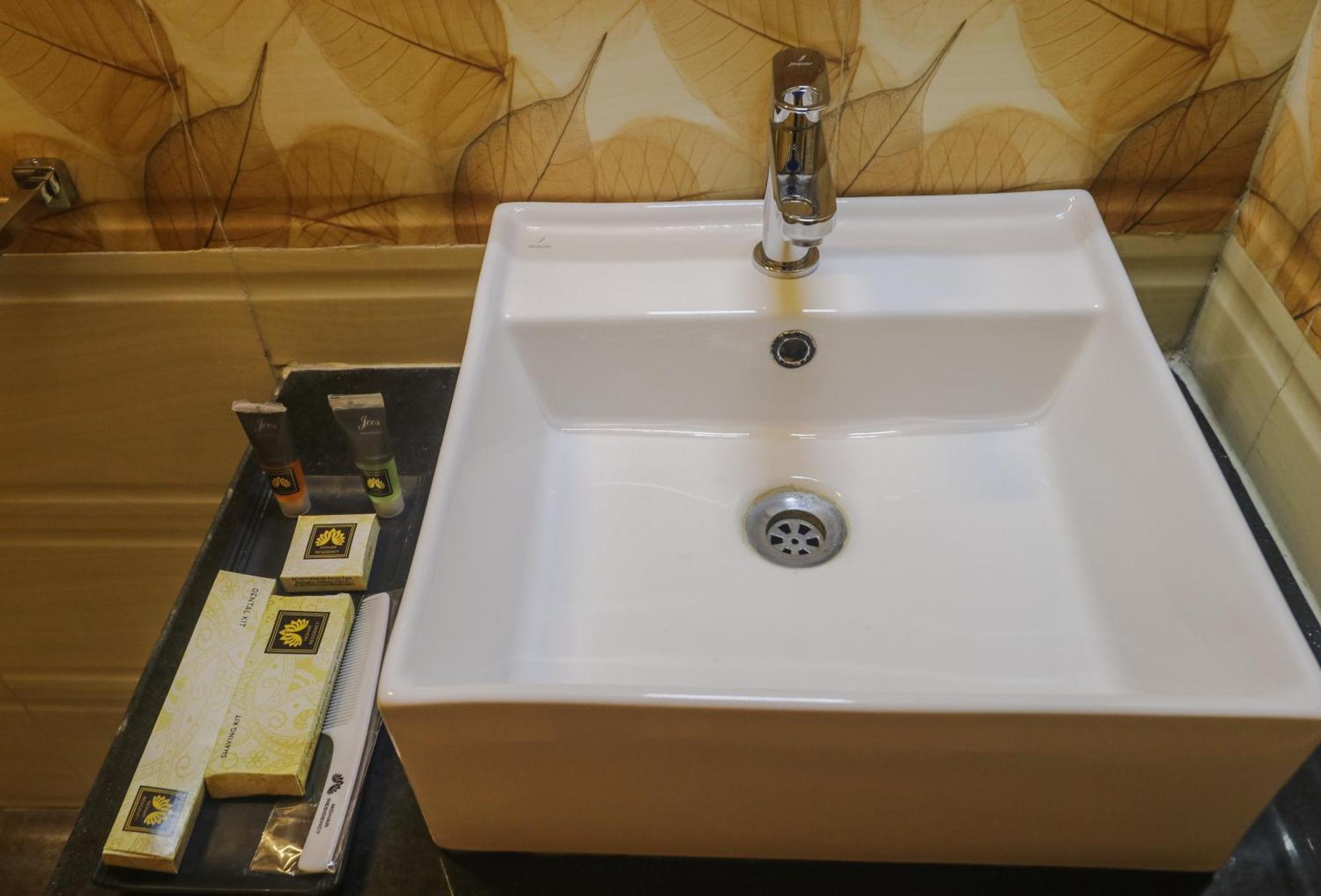 Mohar Residency Hotell Calcutta Exteriör bild