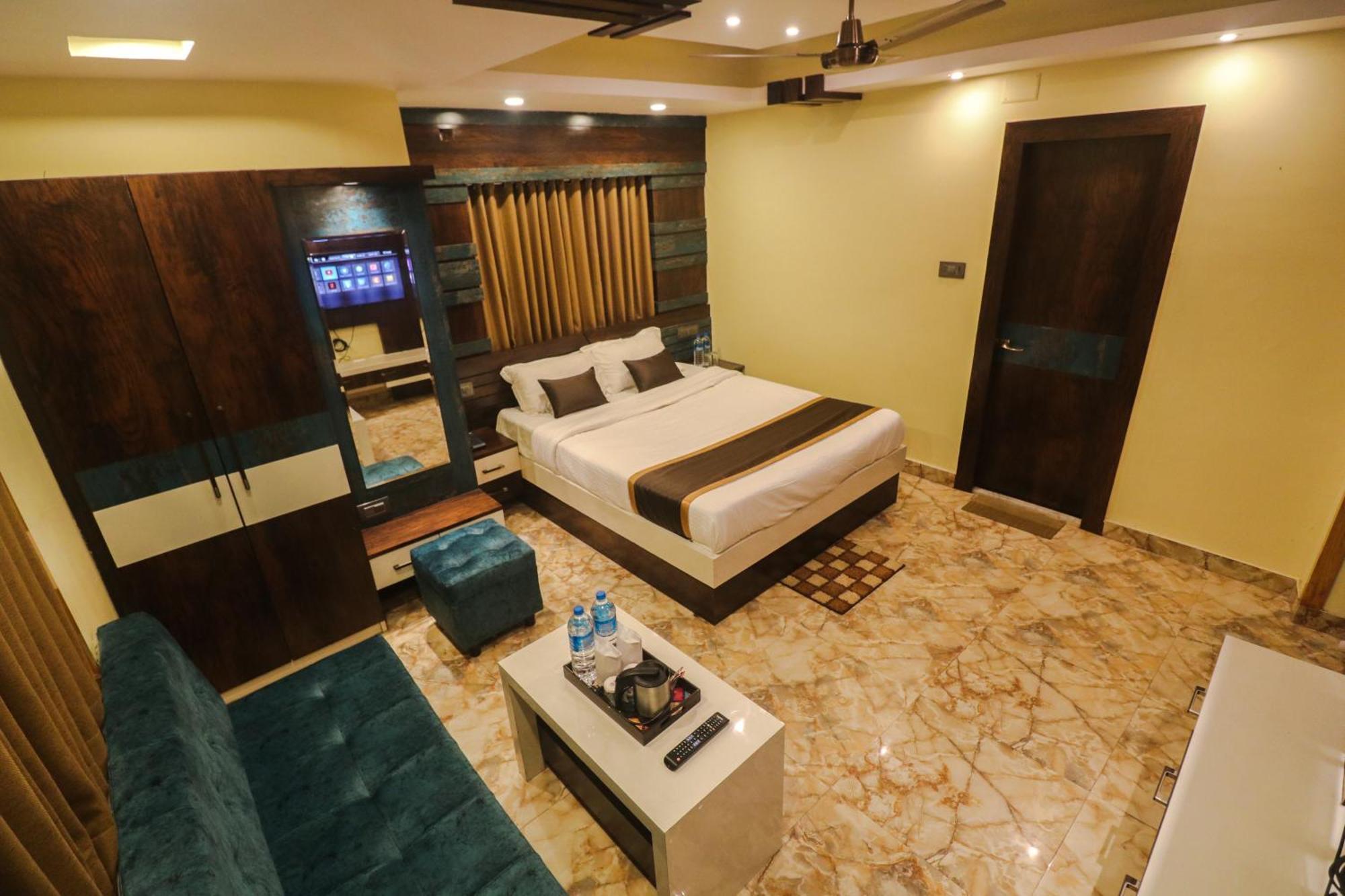 Mohar Residency Hotell Calcutta Exteriör bild